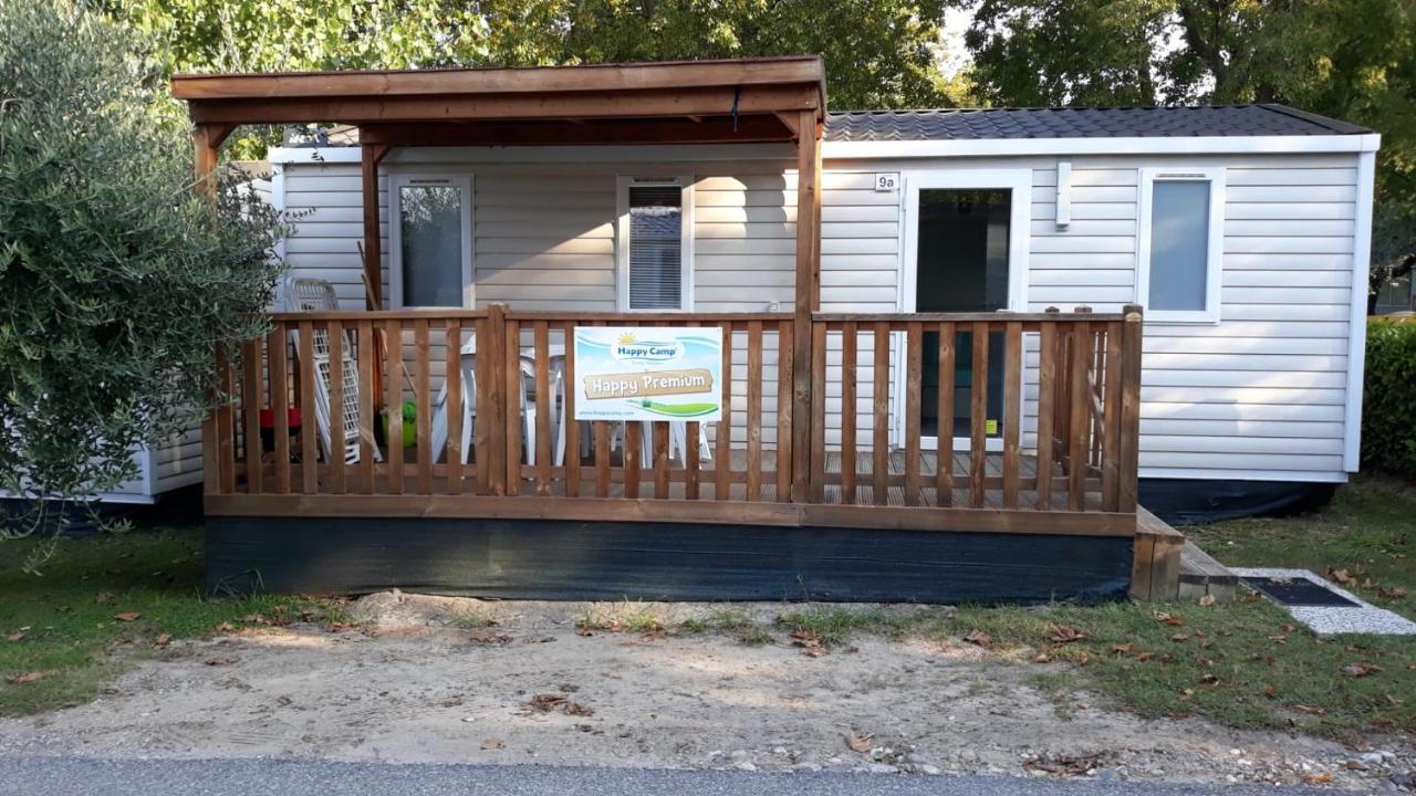 Happy Camp Mobile Homes In Camping Park Umag Karigador Exterior foto