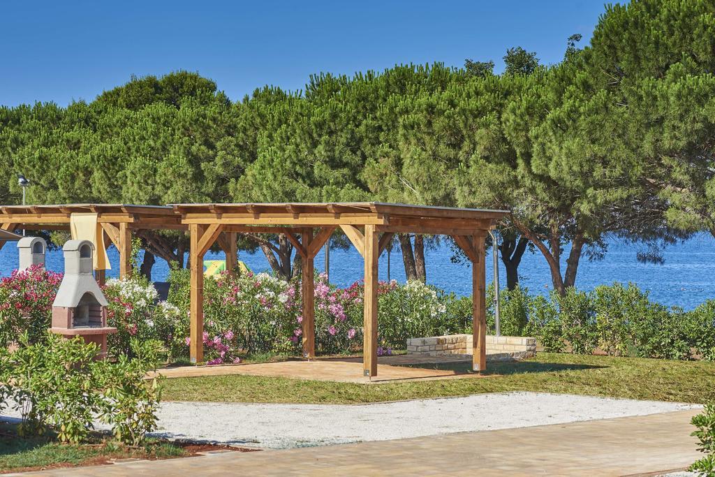 Happy Camp Mobile Homes In Camping Park Umag Karigador Exterior foto